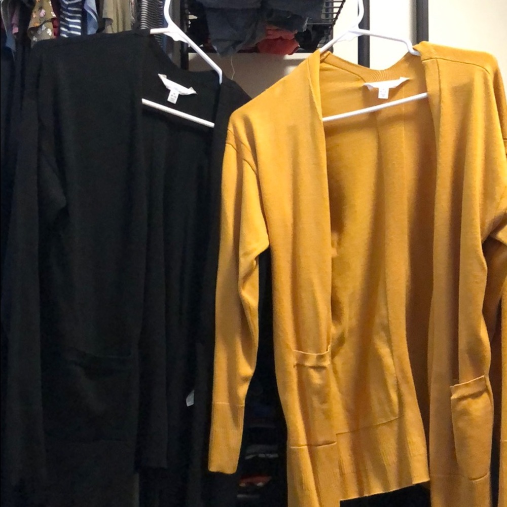 Bundle of two cardigans !